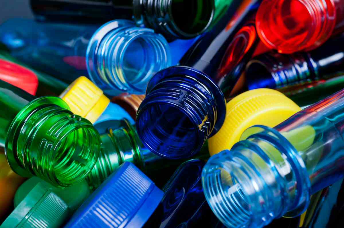 Plastic materials we deal with: PET Polyethylene terephthalate